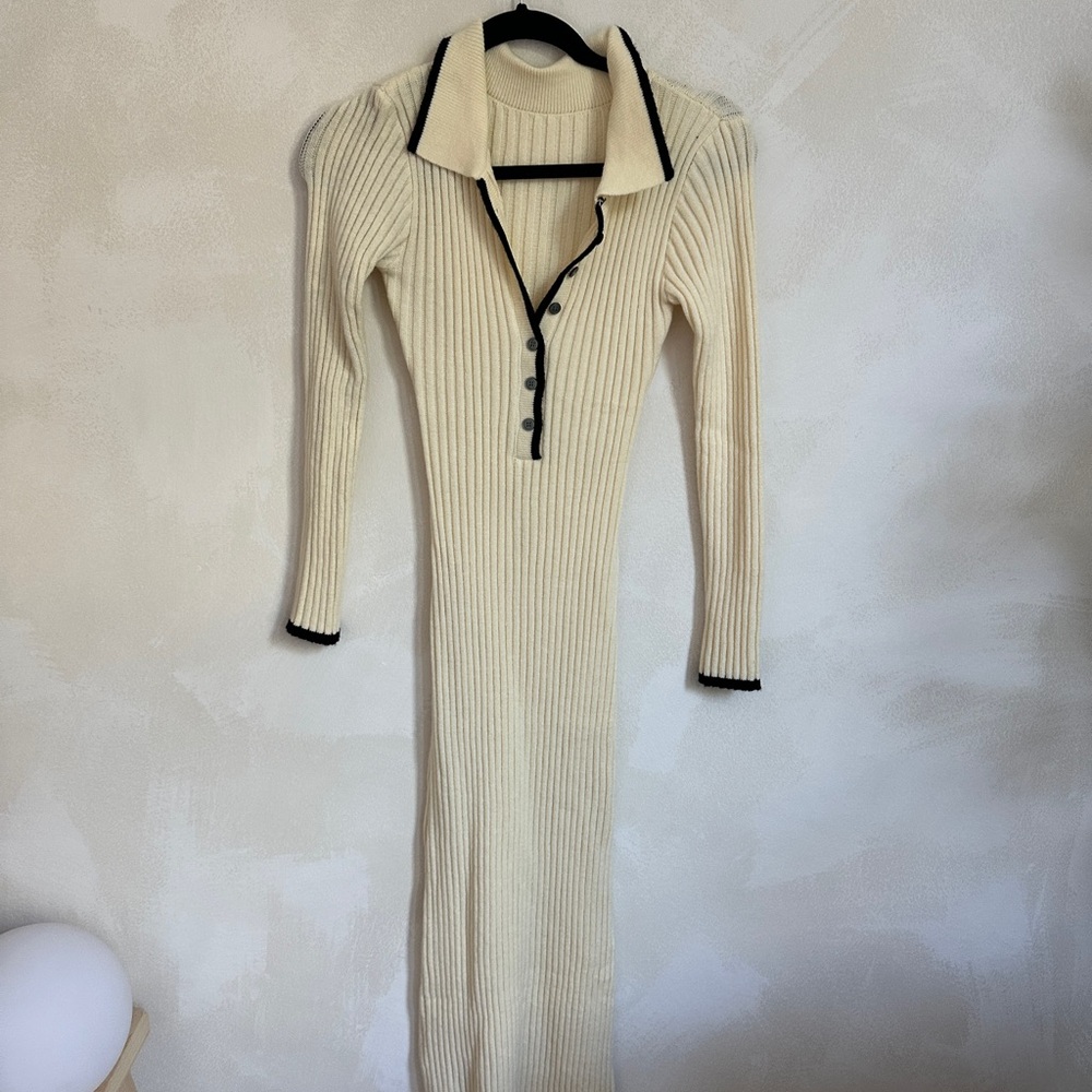 Elegant Cream Ribbed Knit Dress